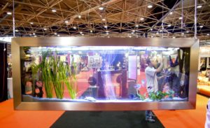 aquarium tableau suspendu NEMO 240, salon exhibition LYON